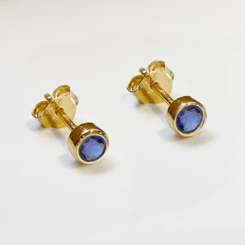 Royal blue stud earrings
