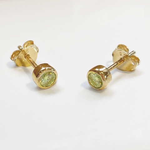 Wild green stud earrings